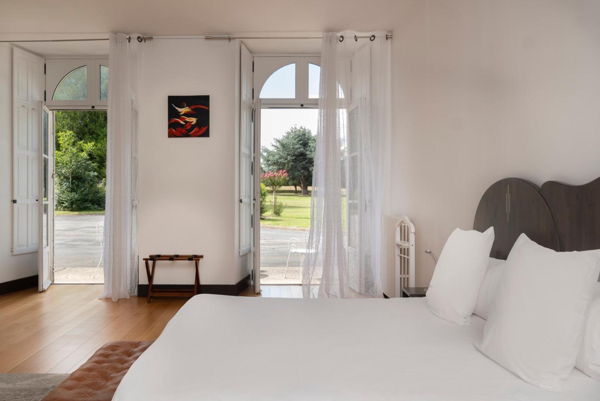 Chateau De Briancon Baune Bagian luar foto